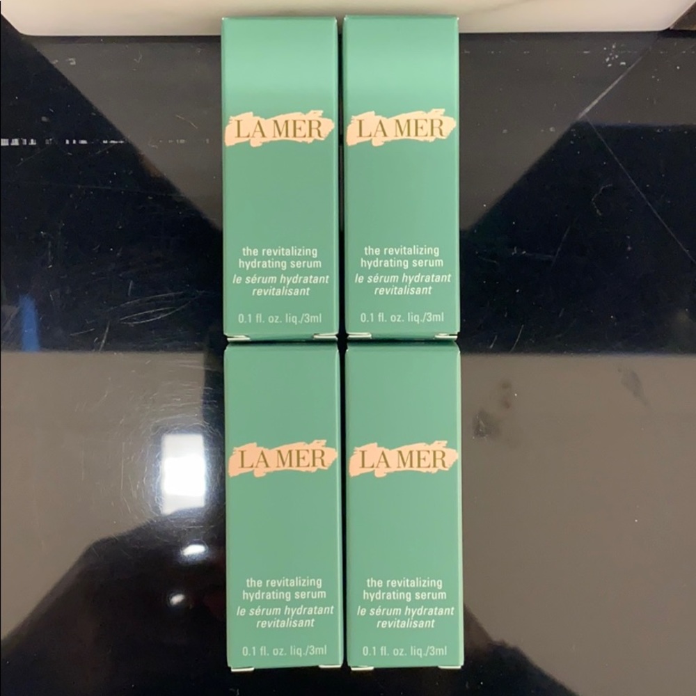 La Mer Revitalizing Hydrating Serum